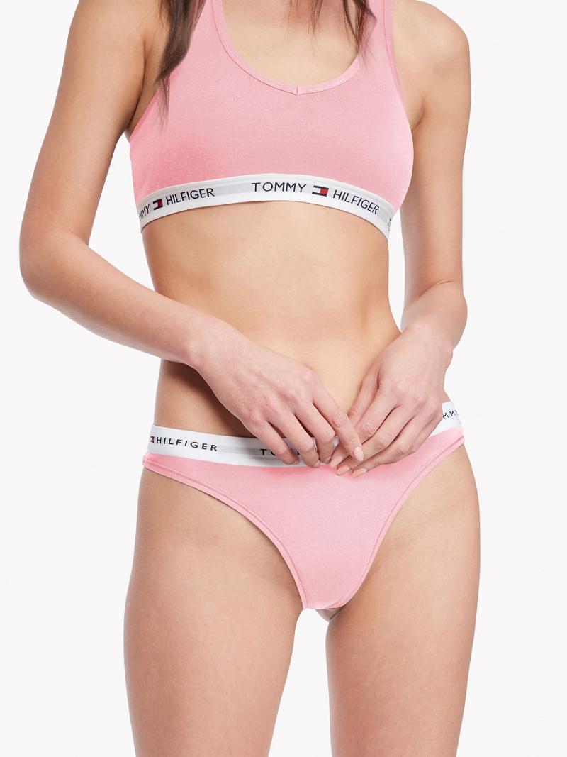 Pink Tommy Hilfiger Signature Thongs | NZ_W21579